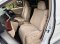 TOYOTA VELLFIRE 2.4 V A/T 2010 สีขาว ( LP0171 ) 6-7