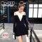 [พร้อมส่ง S,M,L] [Mn-028] เดรสไหมพรมเปิดไหล่ สีขาวดำ แขนยาว กระโปรงสั้น ดีไซด์เกาหลี