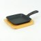 Cast iron pan 12x12 cm with wooden tray