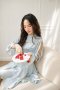 DI15902 Azami Bluebell Dress เดรสเปิดไหล่แขนยาว ผ้าซาติน ลายดอก สีฟ้า