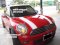 Mini Cooper สีแดงคาดเส้นคู่ขาวเงาลายคลาสสิค
