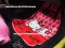 ผ้ายางปูพื้นลาย Hello Kitty ชมพูเข้ม สำหรับรถทุกรุ่น