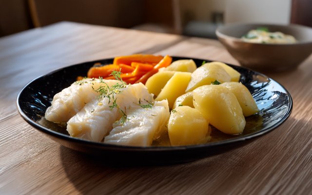 Potato Cod Range Boiled Cod with Potatoes อาหารพื้นบ้านยุโรปดั้งเดิม